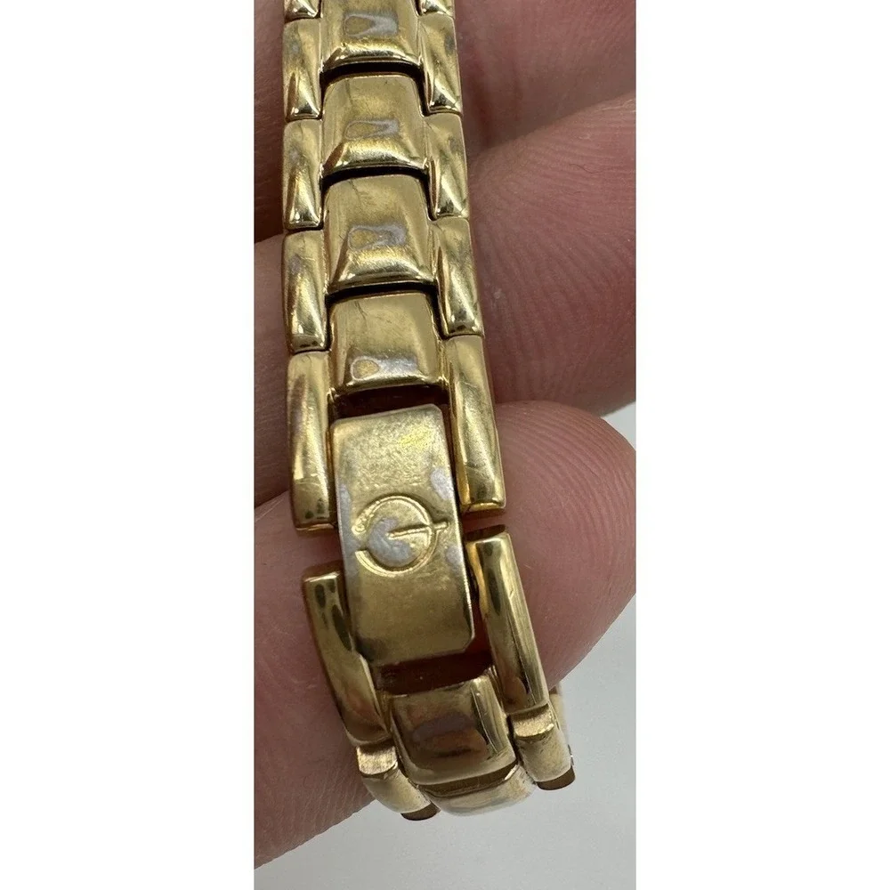 Elgin Womens Gold Tone Mother of Pearl Dial Crystal Watch EG193N VC11